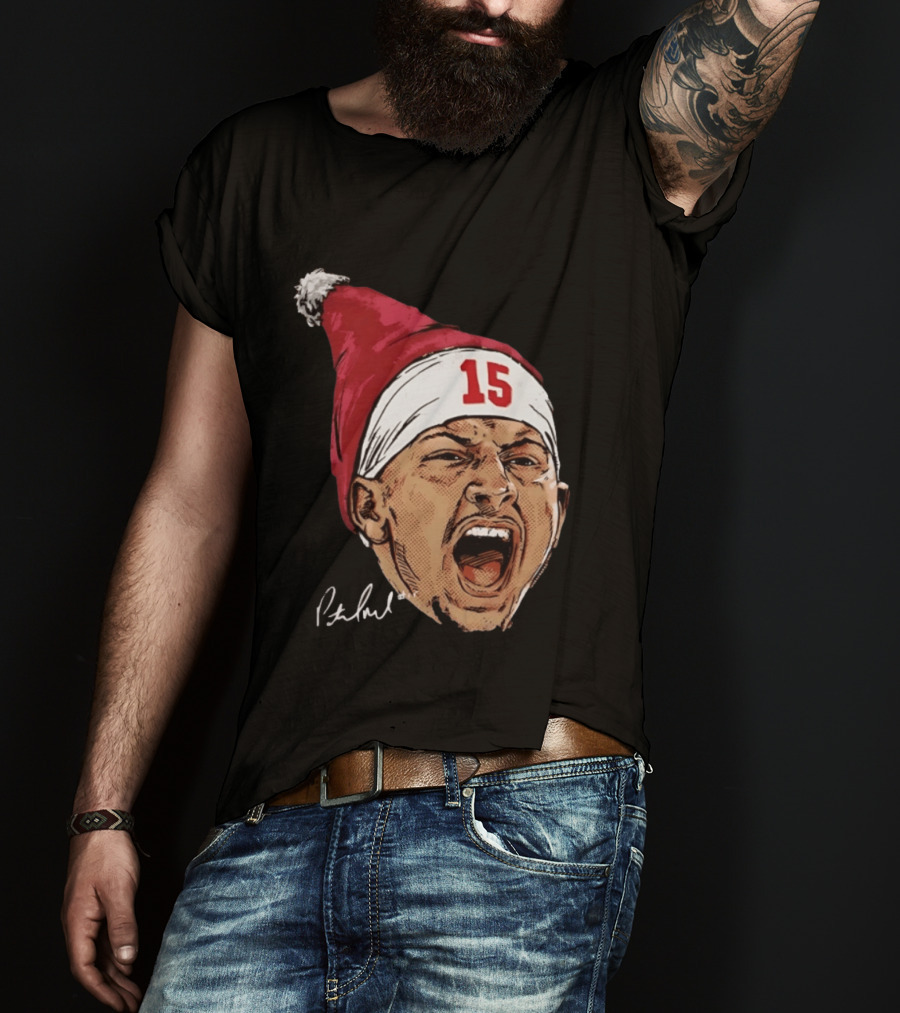 Pat Mahomes Screaming Face Red Santa Hat Number 15 Halftone Caricature T-Shirt