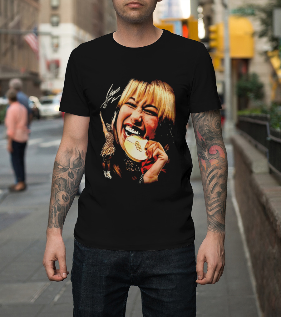 Tara Lipinski Olympic Gold Medal Celebration Iconic Figure Skater Image T-Shirt