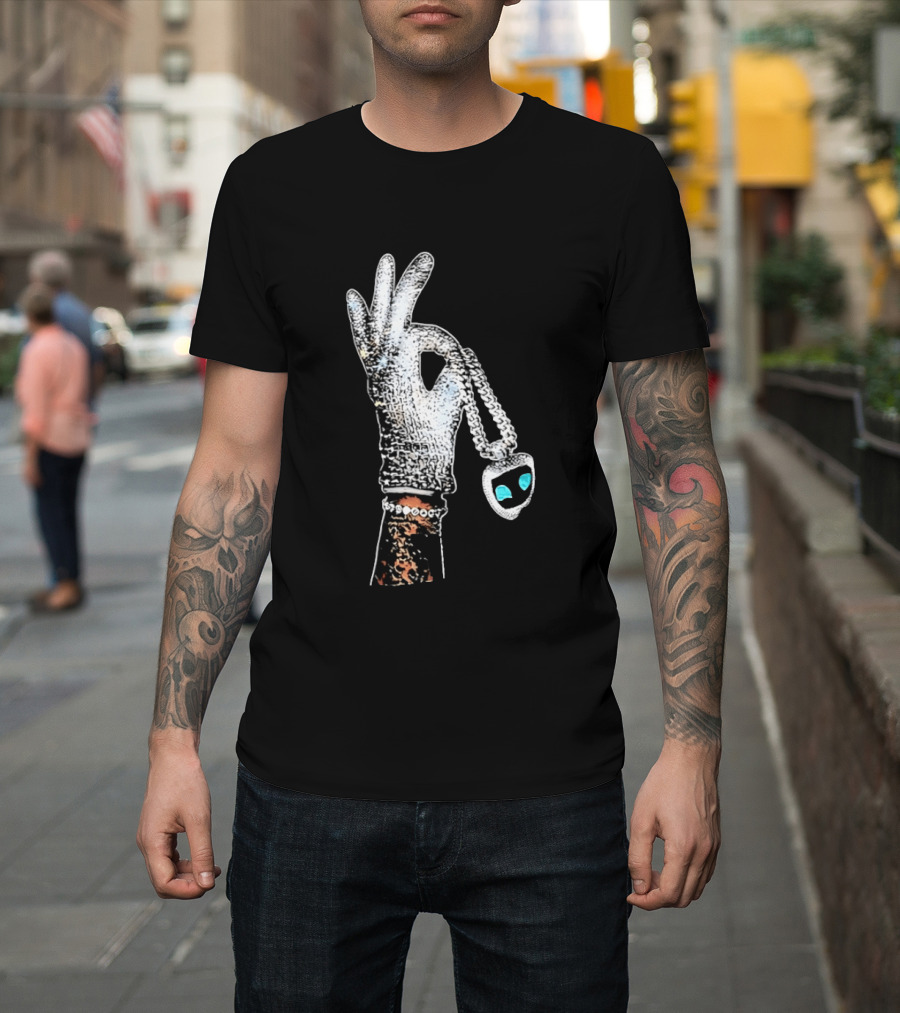 King Of Pop Sequin Glove Holding Alien Pendant T-Shirt