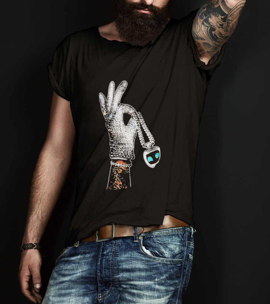 King Of Pop Sequin Glove Holding Alien Pendant T-Shirt