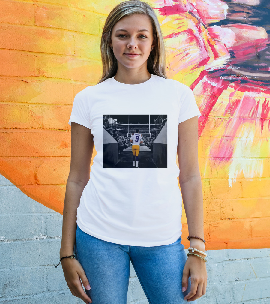 Joe Burrow 9 LSU Tigers Football Quarterback Stadium Entrance T-Shirt