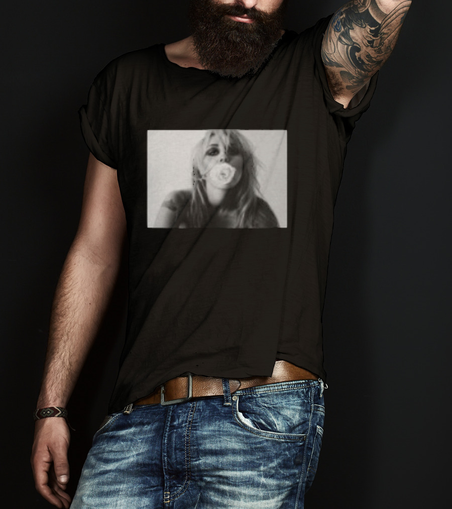 Miley Store Bass Persuades Black Bubblegum Pop T-Shirt