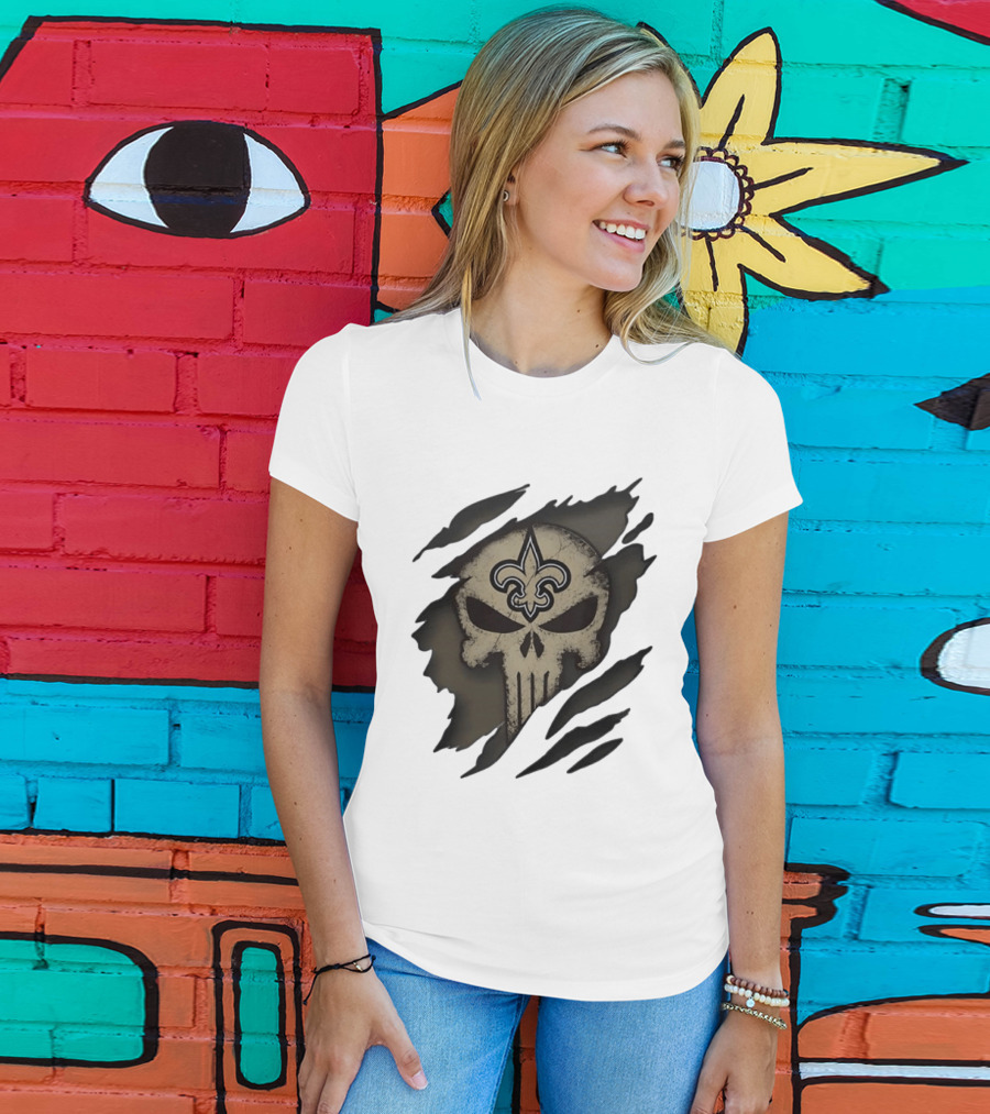New Orleans Saints Punisher Skull Fleur De Lis Collaboration T-Shirt