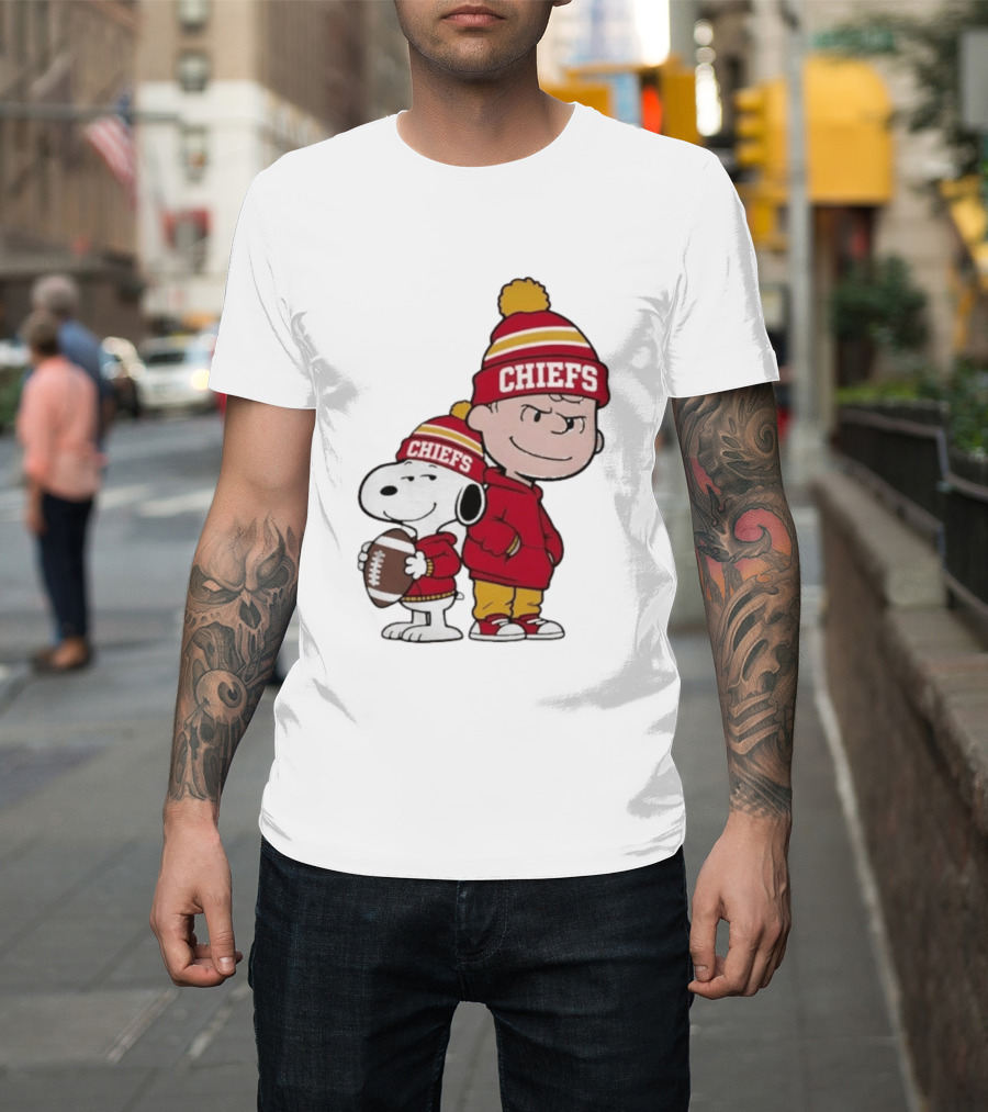 Snoopy And Charlie Brown Chiefs Football Fans Kansas City Chiefs T-Shirt