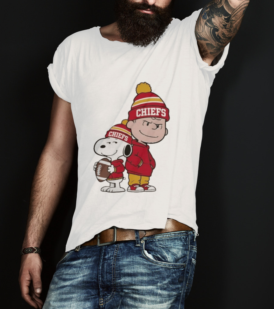 Snoopy And Charlie Brown Chiefs Football Fans Kansas City Chiefs T-Shirt