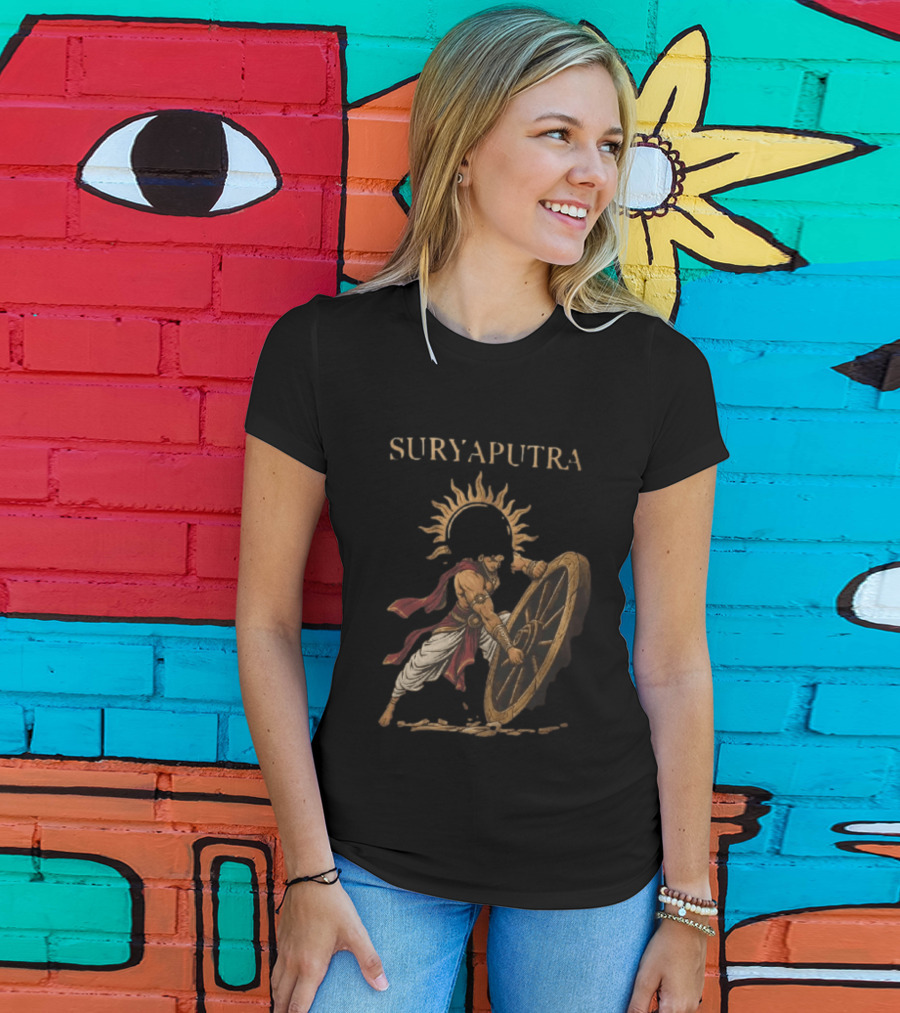 Karna Suryaputra Mahabharata Warrior Lifting Wooden Chariot Wheel With Sun Halo T-Shirt