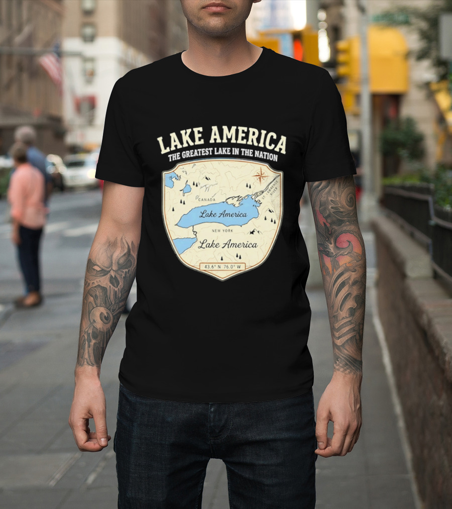 Lake America The Greatest Lake In The Nation Map Compass Cream T-Shirt