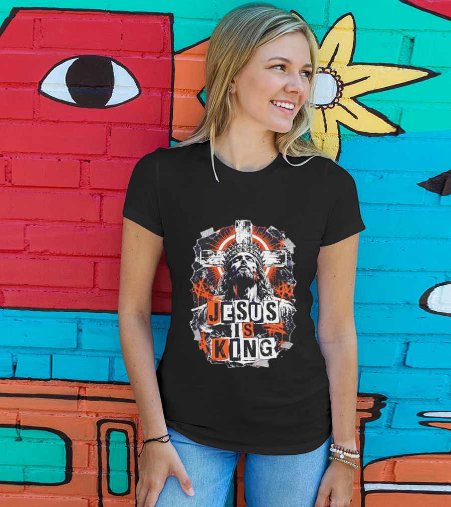 Jesus Is King Distressed Cross Grunge Style Bold Print T-Shirt