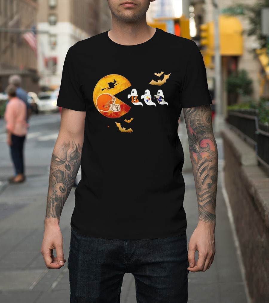 Cleveland Browns Pac Man Vs Bengals Steelers Ravens Halloween Battle T-Shirt