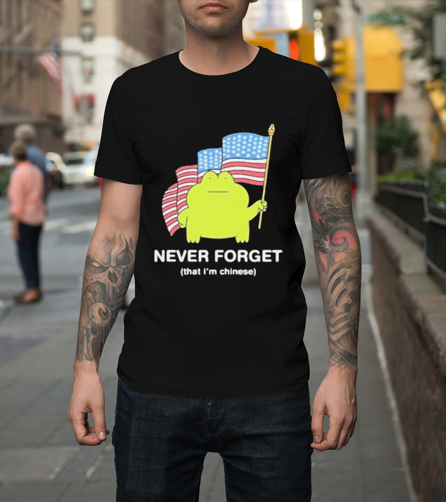 Frog Holding American Flags Never Forget That I'm Chinese T-Shirt