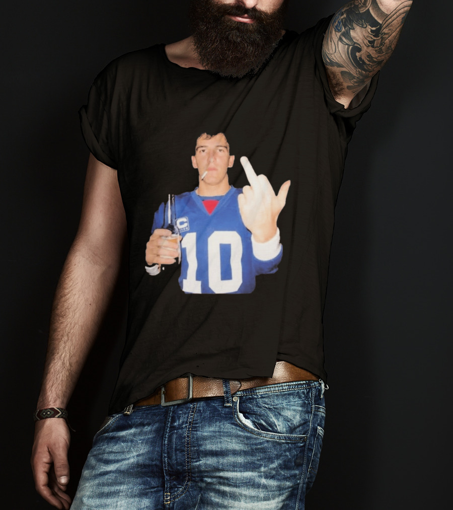 Eli Manning Jersey Smoking Gesture Middle Finger 10 T-Shirt