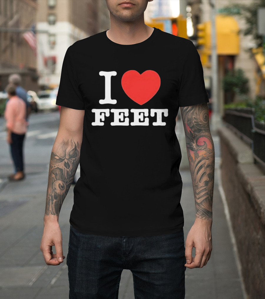 I Love Feet Humor Red Heart Foot Fetish Fun T-Shirt