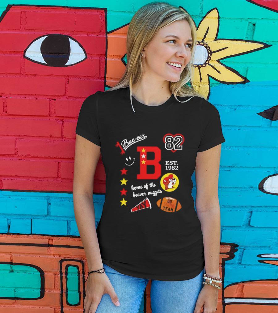 Buc Ee's 82 Est 1982 Home Of The Beaver Nuggets Football Tour T-Shirt