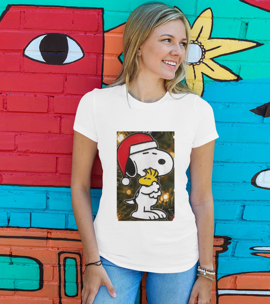 Snoopy Woodstock Christmas Hugging Best Holiday Gift Peanuts T-Shirt