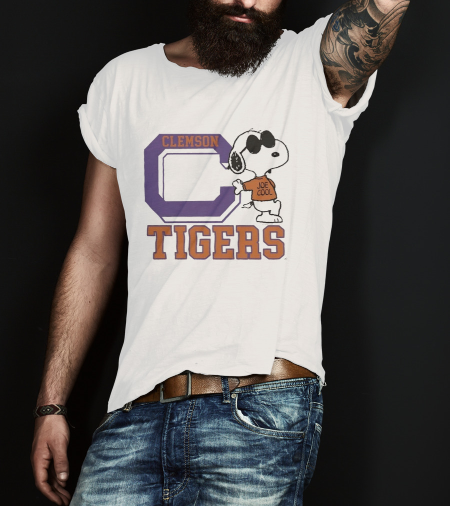 Clemson Tigers Snoopy Joe Cool Peanuts College Sports T-Shirt