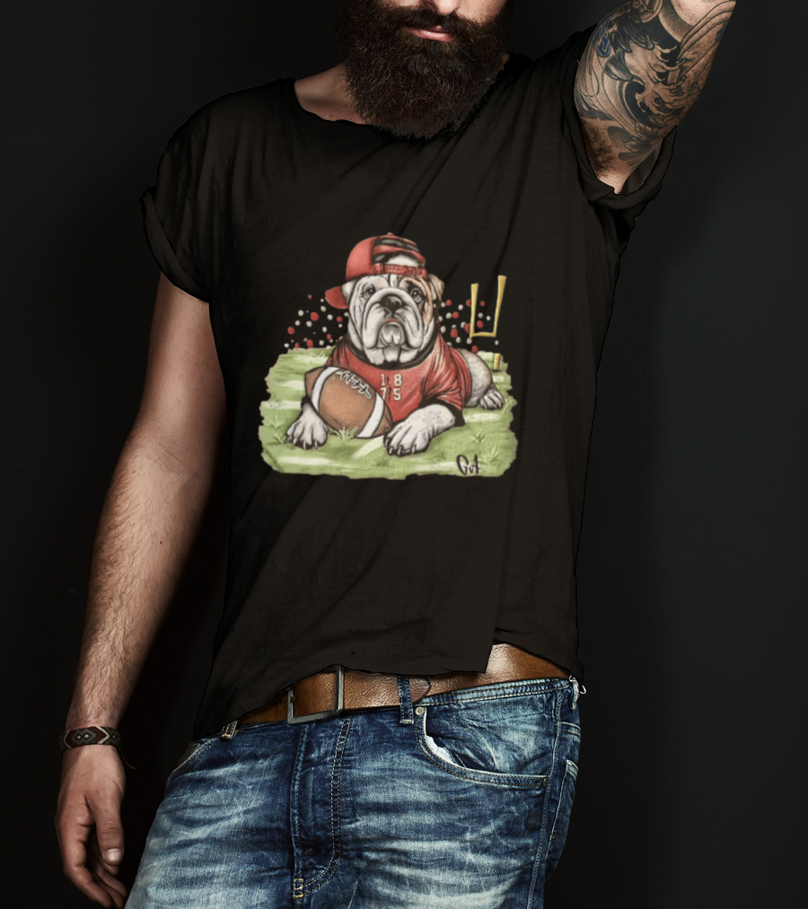 Georgia Bulldogs Football 1875 Bulldog With Cap And Football T-Shirt