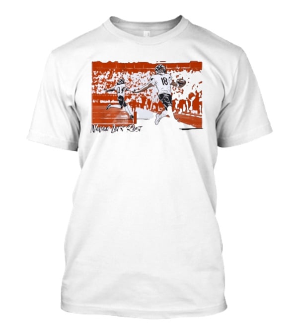 Never Let It Rest Chicago Bears Number 18 And 10 Football Scene T-Shirt