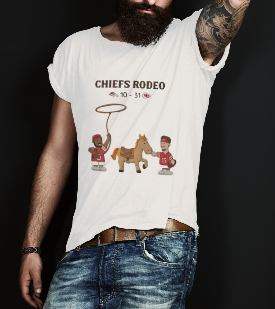 Patrick Mahomes Travis Kelce Chiefs Rodeo 10 31 Broncos T-Shirt