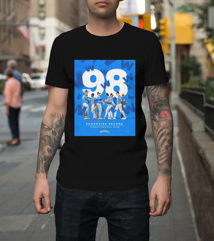 Milwaukee Brewers 98 Franchise Record Single Season Wins Team Celebration T-Shirt