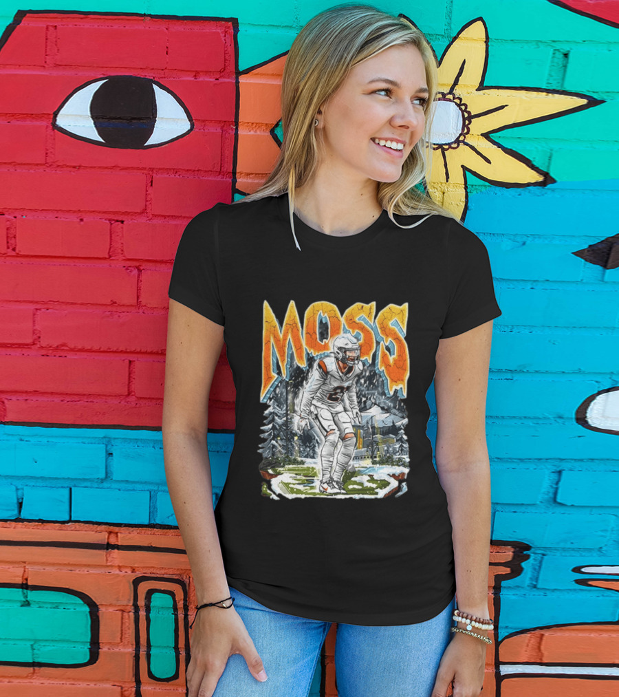 Moss Broncos Country Football Comic Style Winter Sports Scene T-Shirt