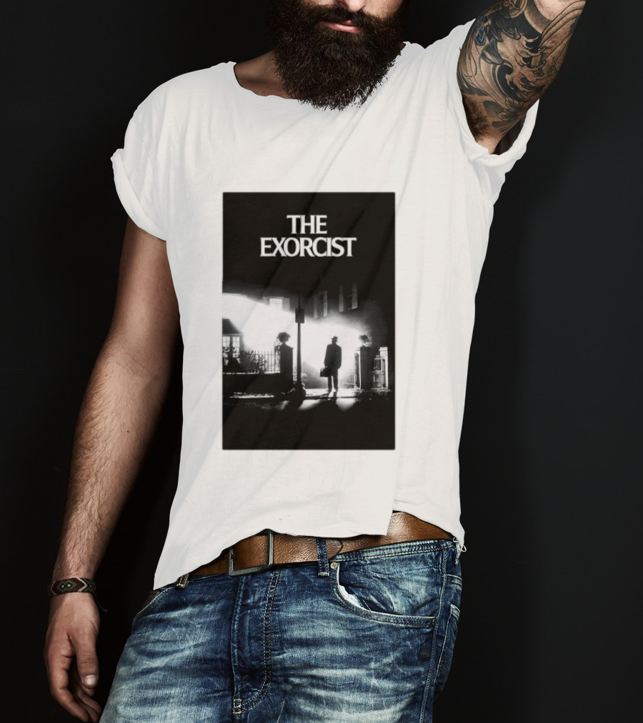 The Exorcist Iconic Horror Movie Walking Man Shadow Scene T-Shirt