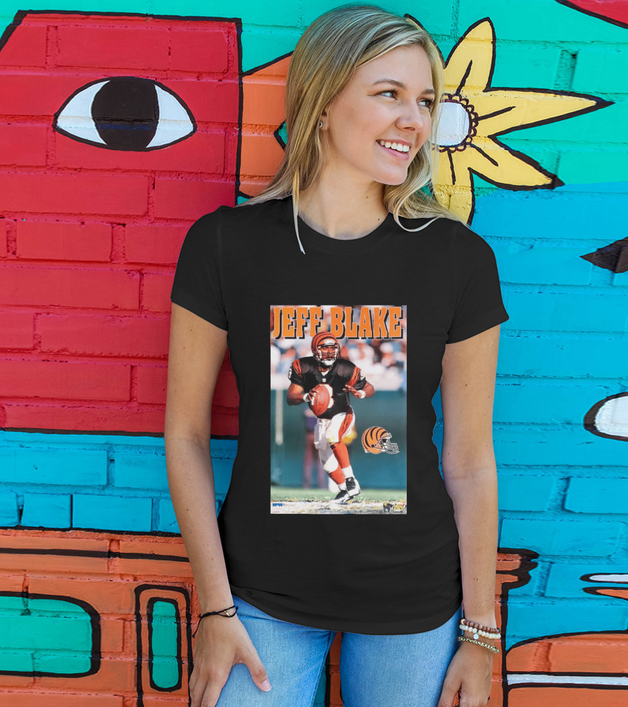 Cincinnati Bengals Jeff Blake Quarterback Action NFL Football T-Shirt