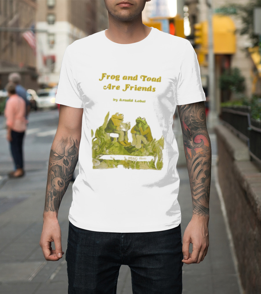 Frog And Toad Are Friends By Arnold Lobel Book Cover T-Shirt