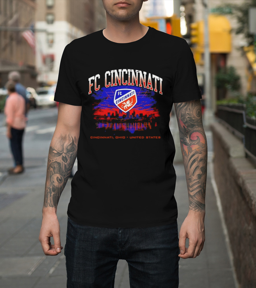 FC Cincinnati Skyline Cincinnati Ohio United States T-Shirt