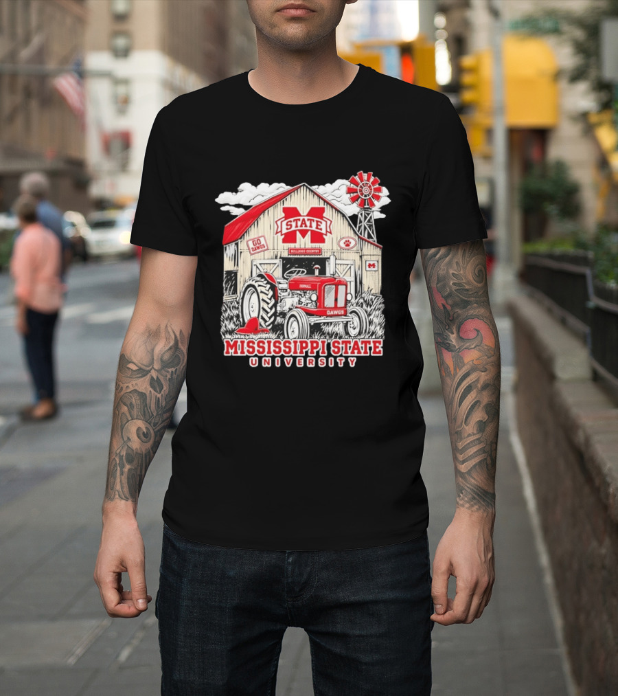 Mississippi State University Bulldogs Country Farmall Tractor Barn With Go Dawgs And Windmill T-Shirt