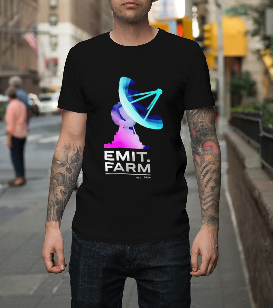 Emit Farm Est 2024 Satellite Dish Radio Telescope Science T-Shirt