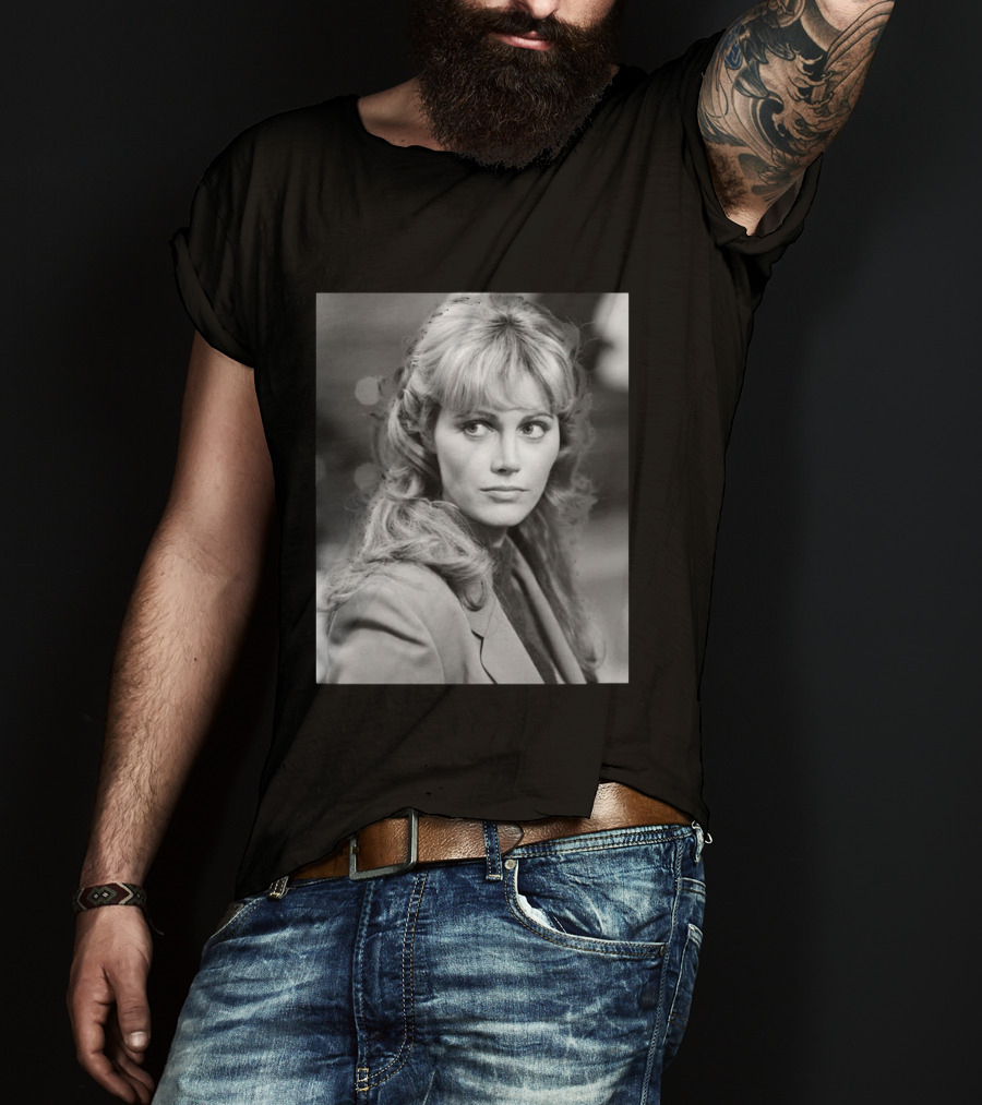 Rip Mary Louise Weller 1946 2026 Vintage Black And White T-Shirt