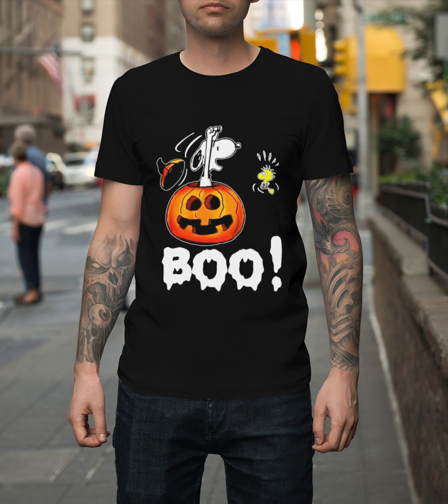 Snoopy Pumpkin Costume Woodstock Halloween BOO Peanuts T-Shirt