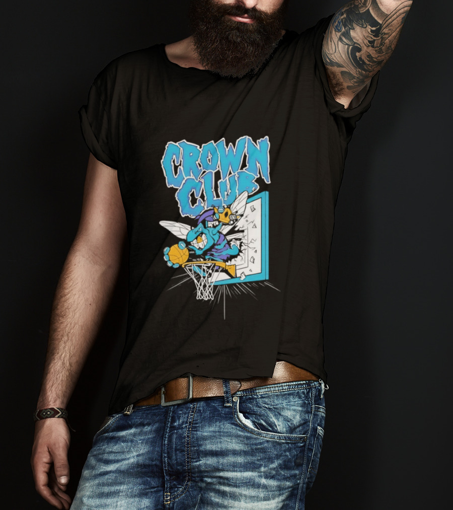Crown Club Charlotte Hornets Basketball Dunking T-Shirt