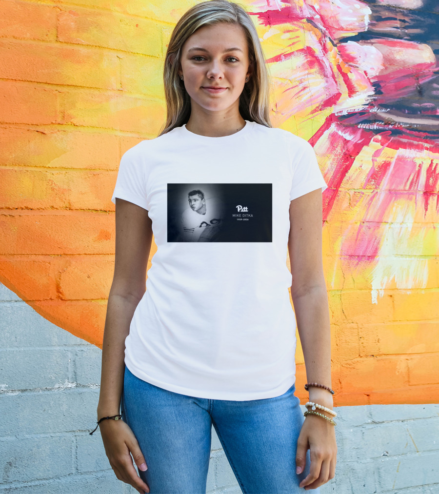 Pitt Remembers Football Icon Mike Ditka 1939 2026 T-Shirt