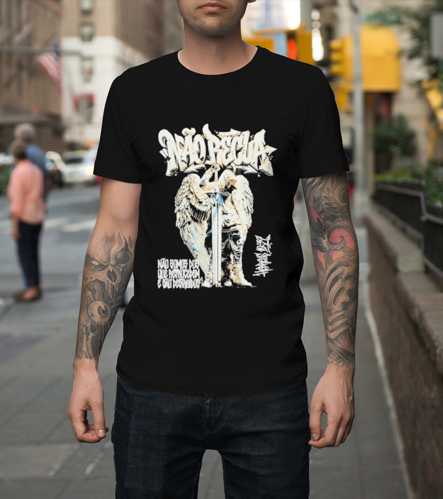 NÃO RECUA Angel Warrior Sword Faith Graffiti T-Shirt