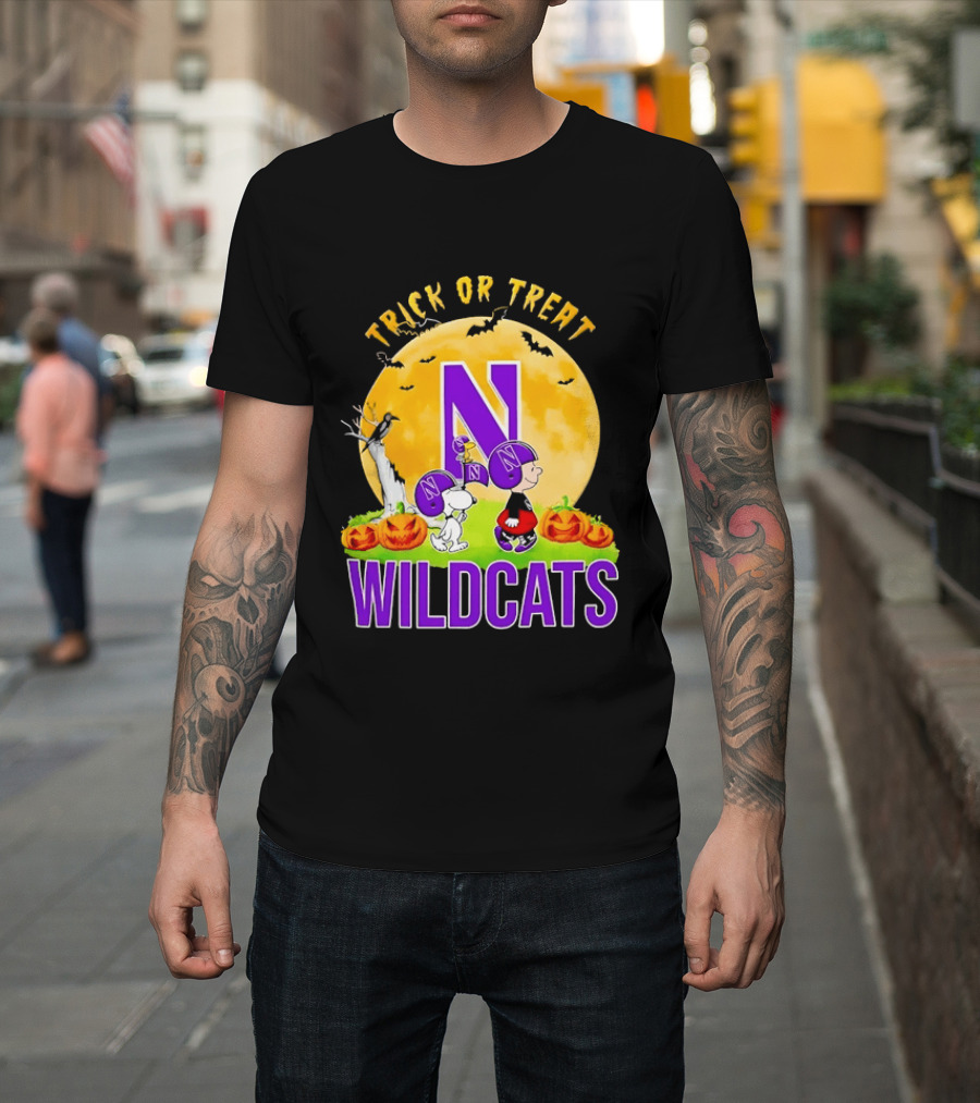 Trick Or Treat Northwestern Wildcats Charlie Brown Snoopy Halloween T-Shirt