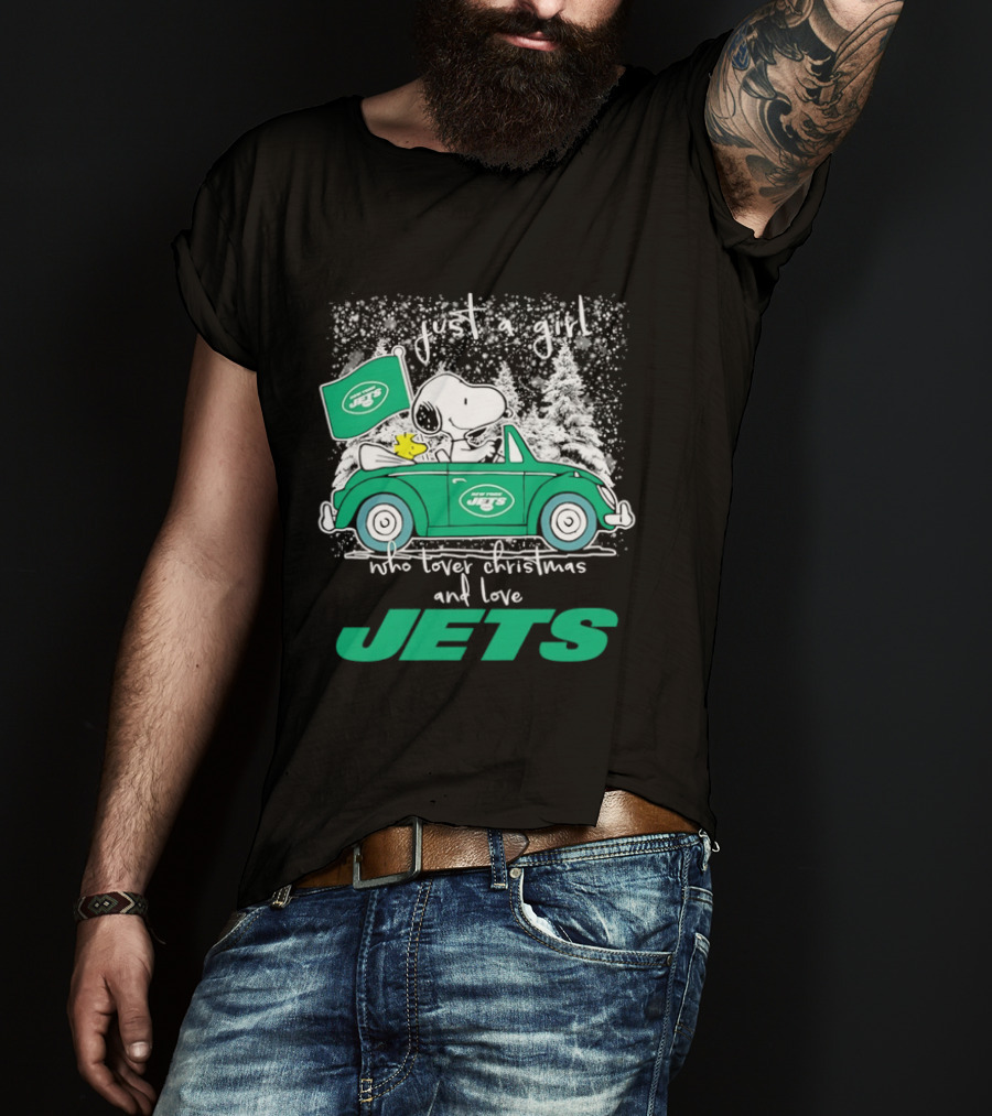 Snoopy Christmas New York Jets Fan In A Green Car With Snowflakes T-Shirt