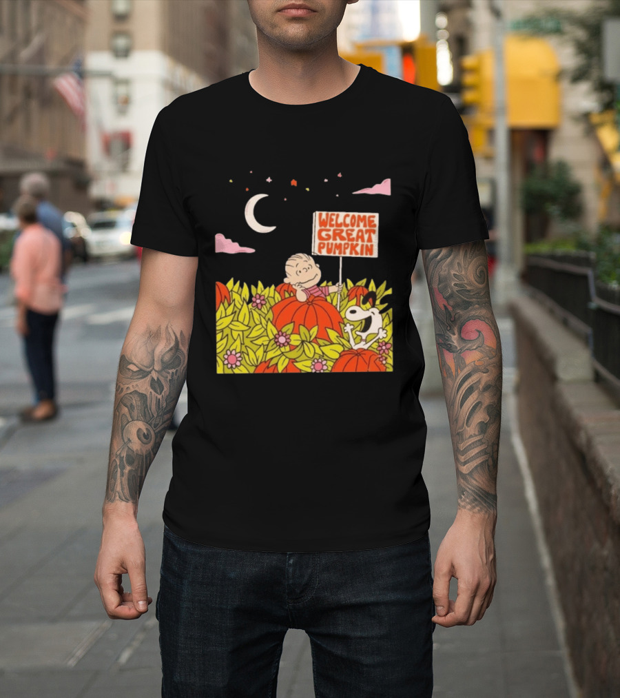 Linus And Snoopy Welcome Great Pumpkin Peanuts Moonlit Patch T-Shirt