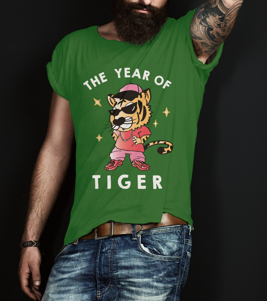 THE YEAR OF TIGER Hip Hop Style Cartoon Tiger Wearing Sunglasses And Chain T-Shirt