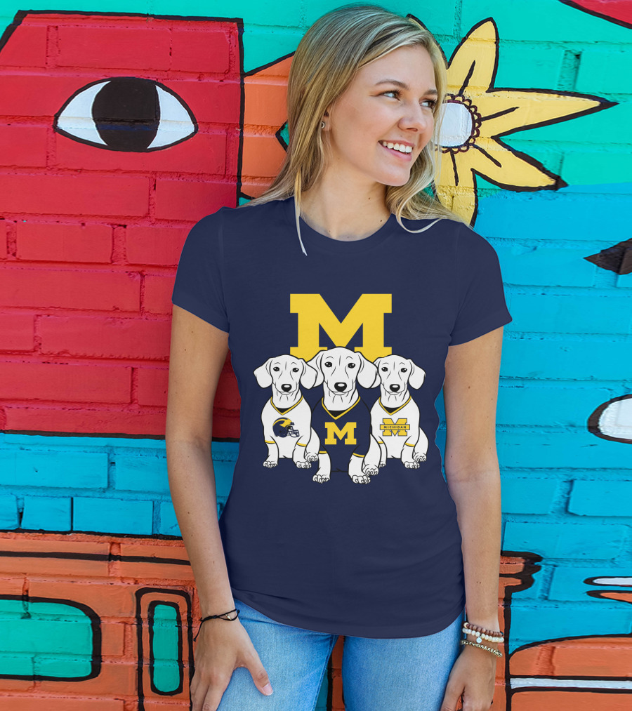Michigan Wolverines Three Dachshund Dogs T-Shirt