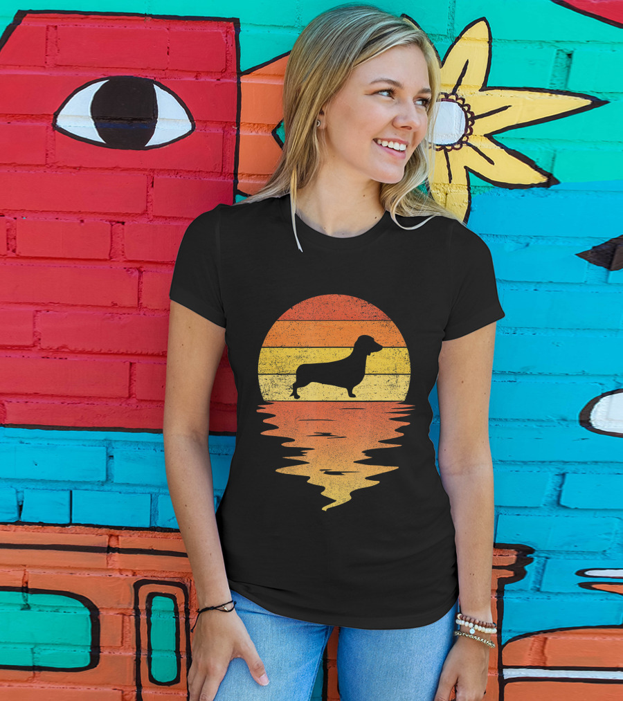 Dachshund Retro 70s Vintage Sunset T-Shirt