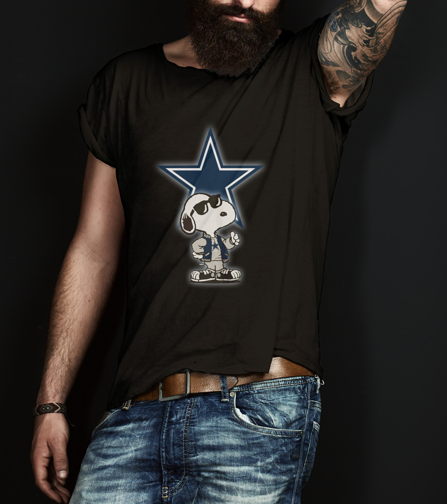 Dallas Cowboys Snoopy Star Logo Iconic Football Team T-Shirt