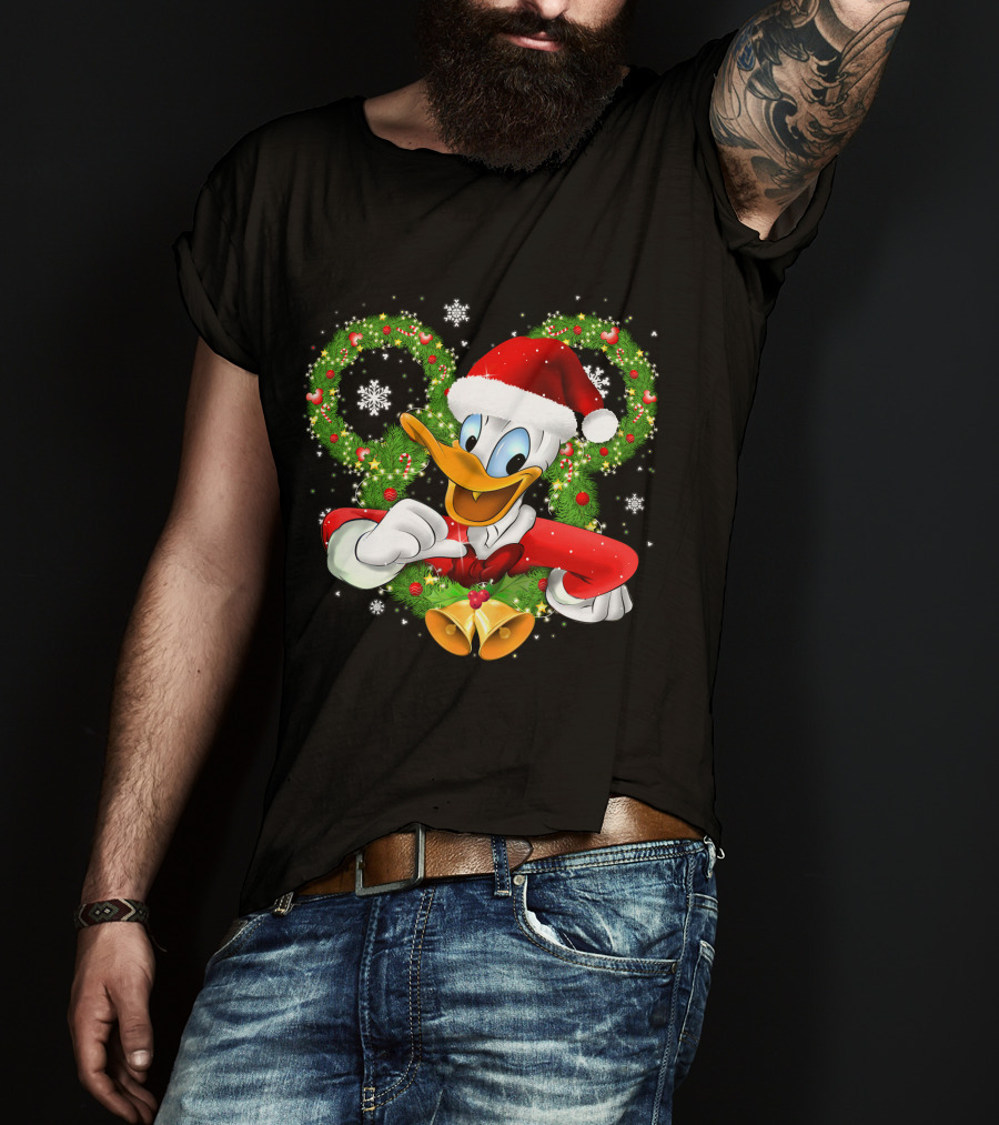 Santa Donald Duck Christmas Wreath Snowflakes T-Shirt