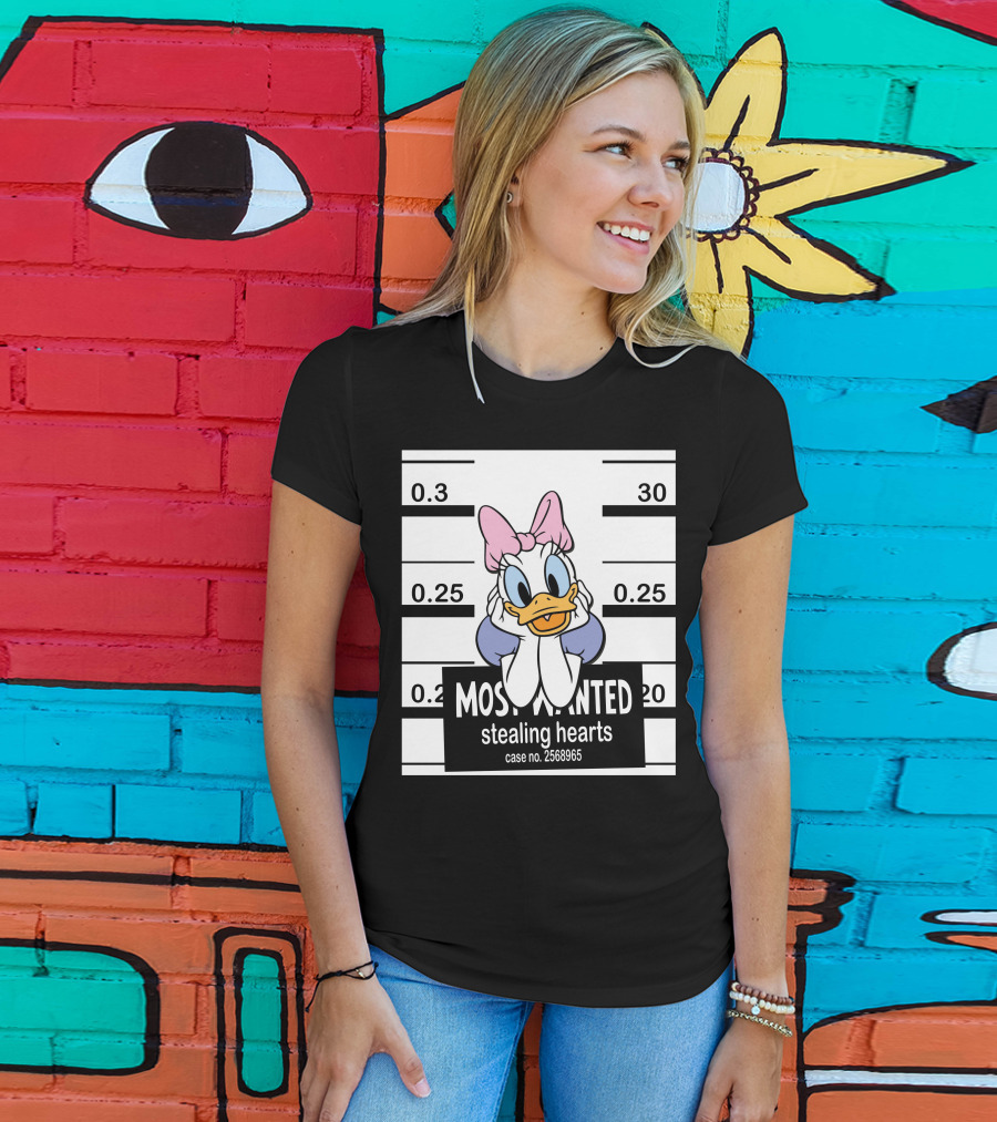 Daisy Most Wanted Stealing Hearts Case No. 2568965 T-Shirt