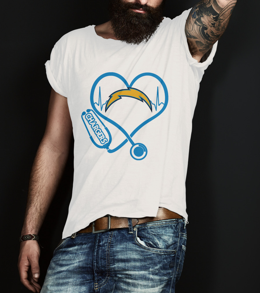 Nurse Love Chargers Heartbeat Stethoscope Football Fan T-Shirt