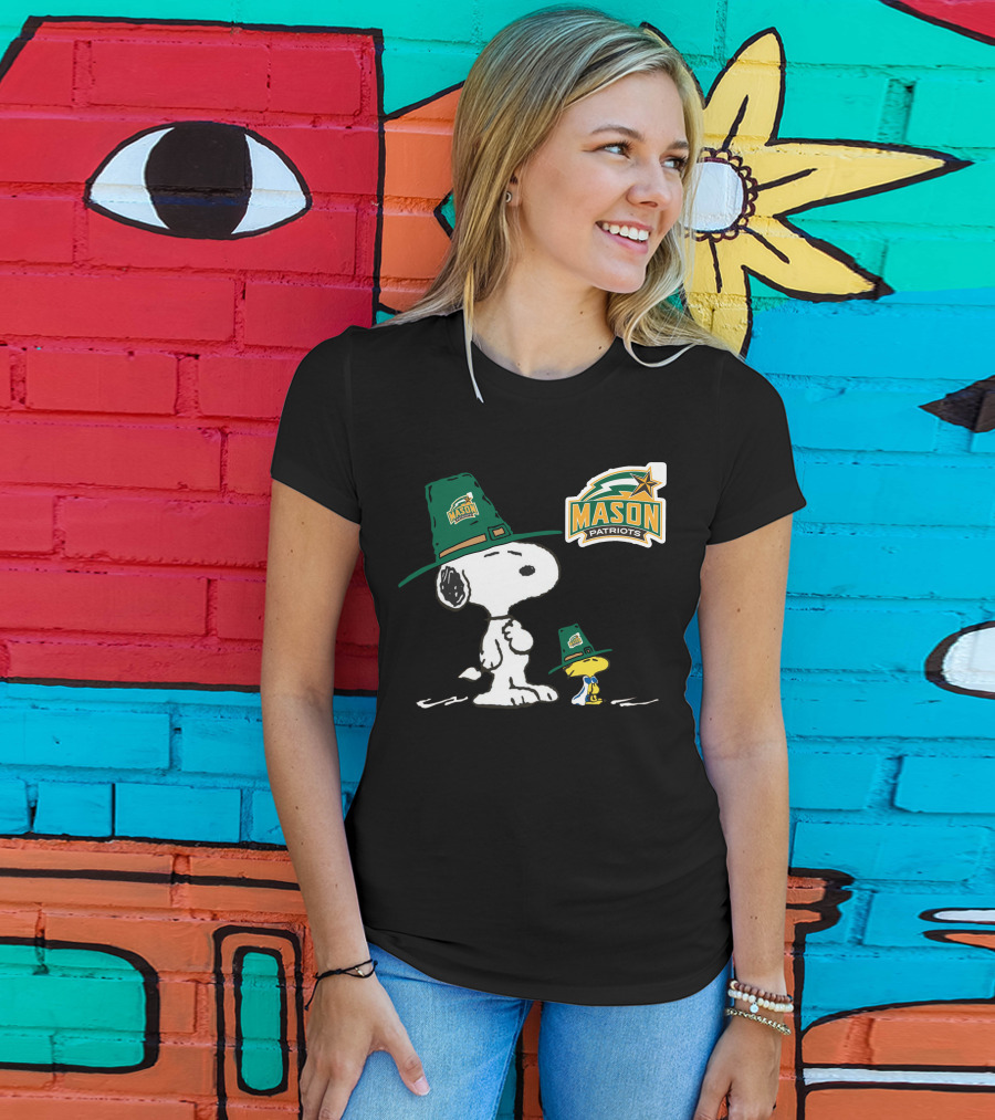 George Mason Patriots Snoopy And Woodstock Peanuts T-Shirt