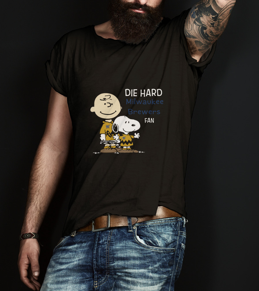 Die Hard Milwaukee Brewers Fan Snoopy And Charlie Brown T-Shirt