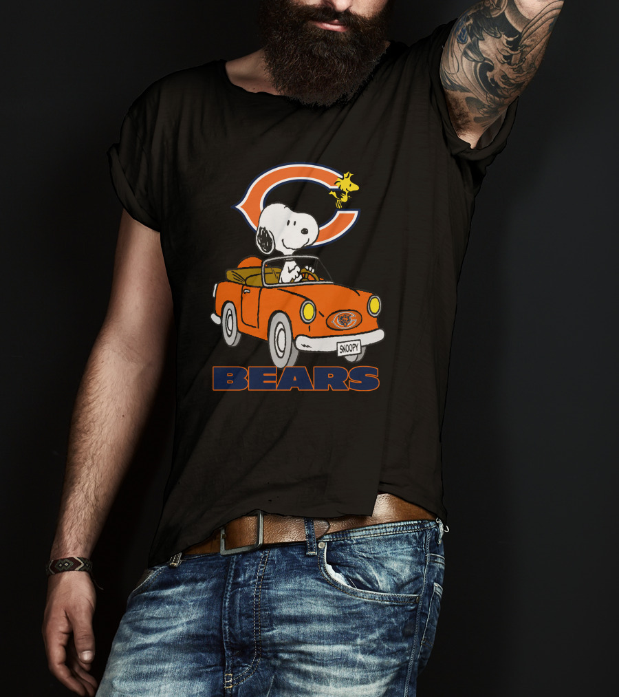 Chicago Bears Snoopy Driving With Woodstock T-Shirt