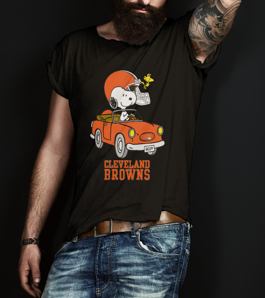 Cleveland Browns Snoopy Driving Football Adventure T-Shirt