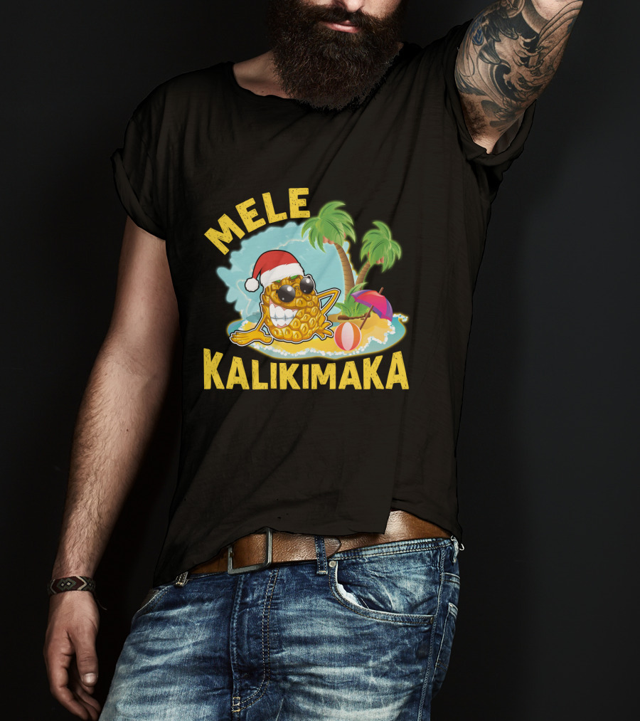 Mele Kalikimaka Hawaiian Pineapple With Santa Hat Tropical Christmas Vibes T-Shirt